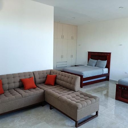 Casa Hector, Con Jacuzzi, Cerca Del Foro Gnp. Villa Mérida Exteriör bild