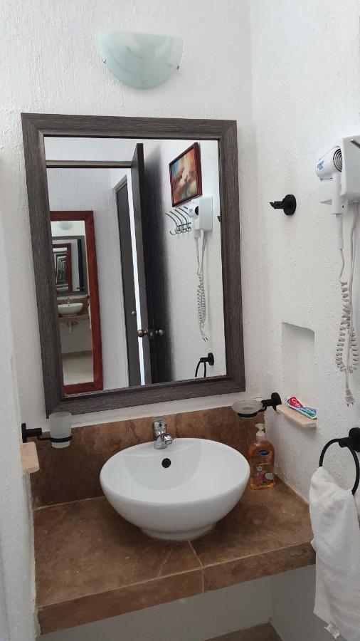 Casa Hector, Con Jacuzzi, Cerca Del Foro Gnp. Villa Mérida Exteriör bild