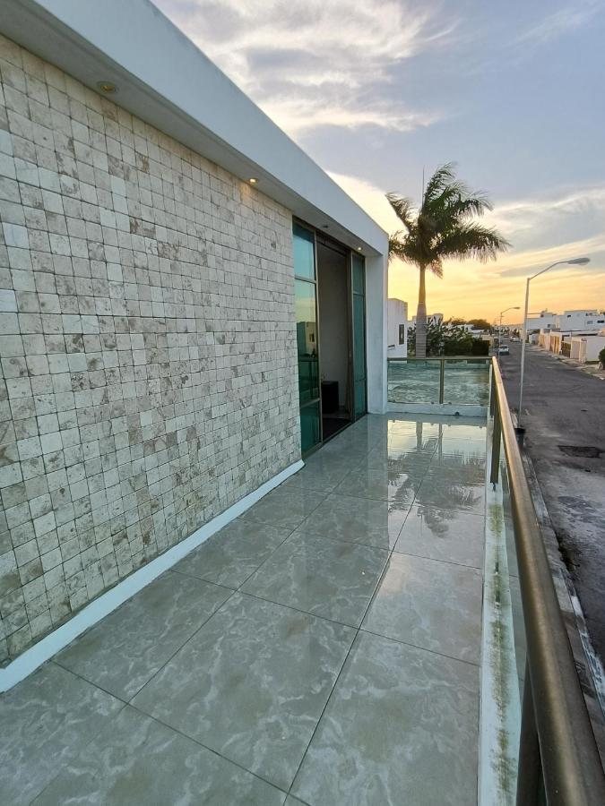 Casa Hector, Con Jacuzzi, Cerca Del Foro Gnp. Villa Mérida Exteriör bild