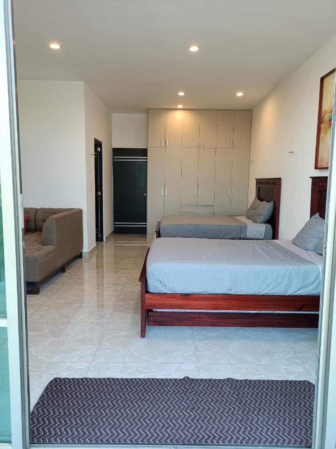 Casa Hector, Con Jacuzzi, Cerca Del Foro Gnp. Villa Mérida Exteriör bild